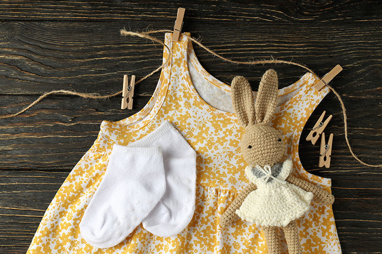 Ropa para bebes cerca de La Jana